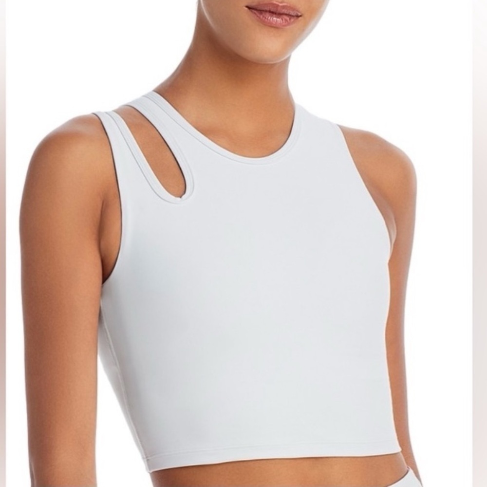 NWT Aqua white sports bra cutout shoulder size M